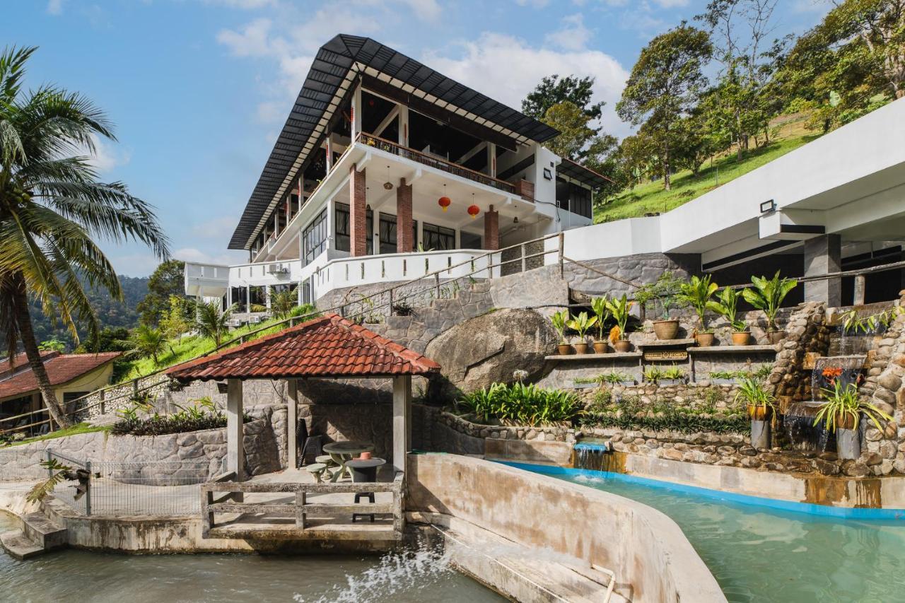 Ellin Forest Karaoke & Pool Resort Bukit Tinggi Bentong Luaran gambar