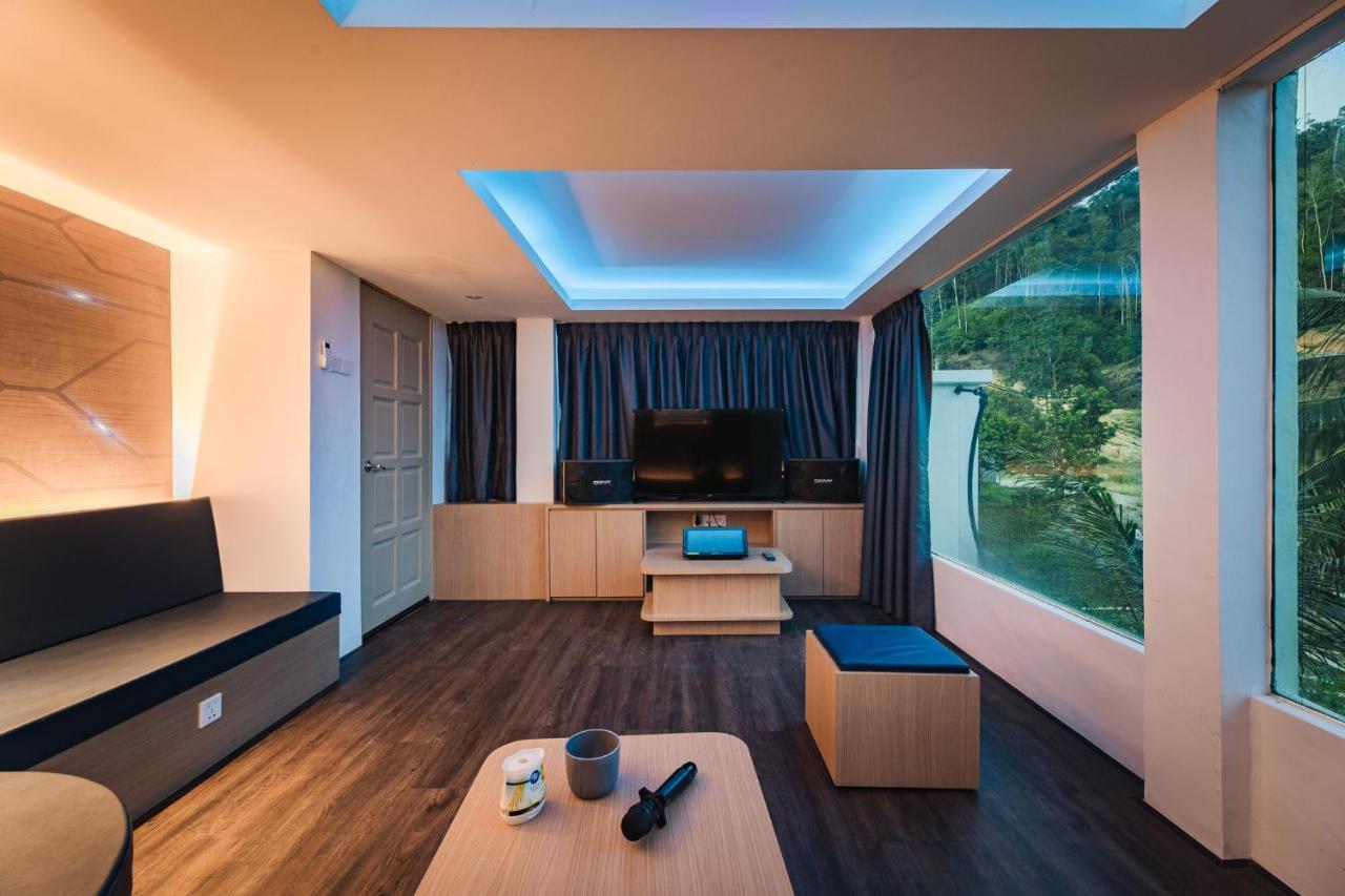 Ellin Forest Karaoke & Pool Resort Bukit Tinggi Bentong Luaran gambar