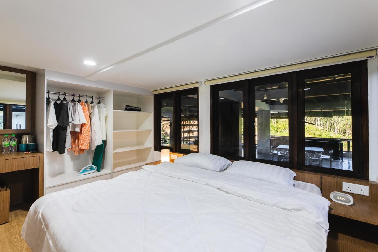 Ellin Forest Karaoke & Pool Resort Bukit Tinggi Bentong Luaran gambar